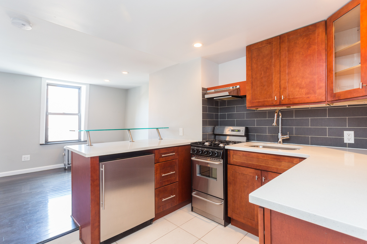 151 Smith Street Brooklyn, NY 11201 - Photo 1 of 6