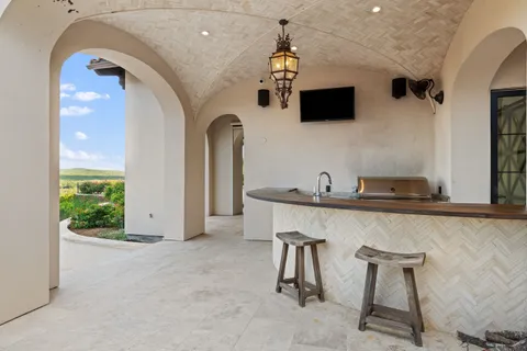 $11,900,000 | 6001 Krause Lane, Austin, TX 78738
