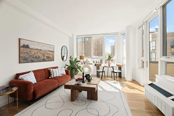 $699,000 | 333 East 109th Street, Unit 7A | East Harlem
