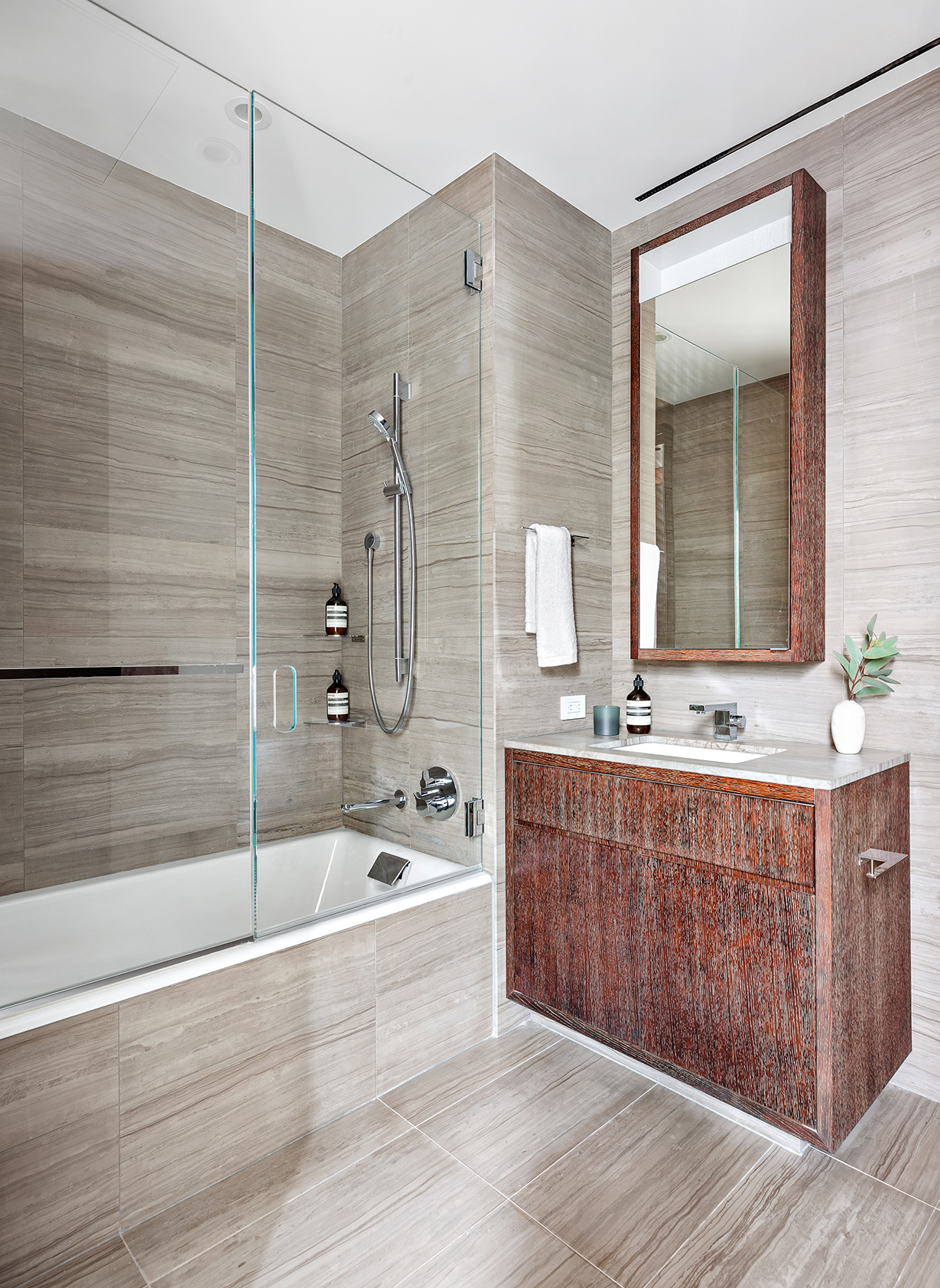 505 West 19th Street, Unit 8W Manhattan, NY 10011 - Photo 21 of 25