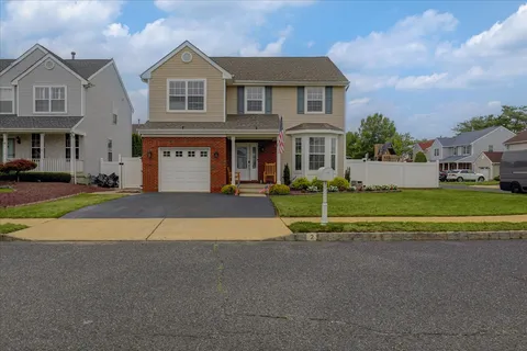 $874,999 | 2 Devonshire Drive, Hazlet, NJ 07730