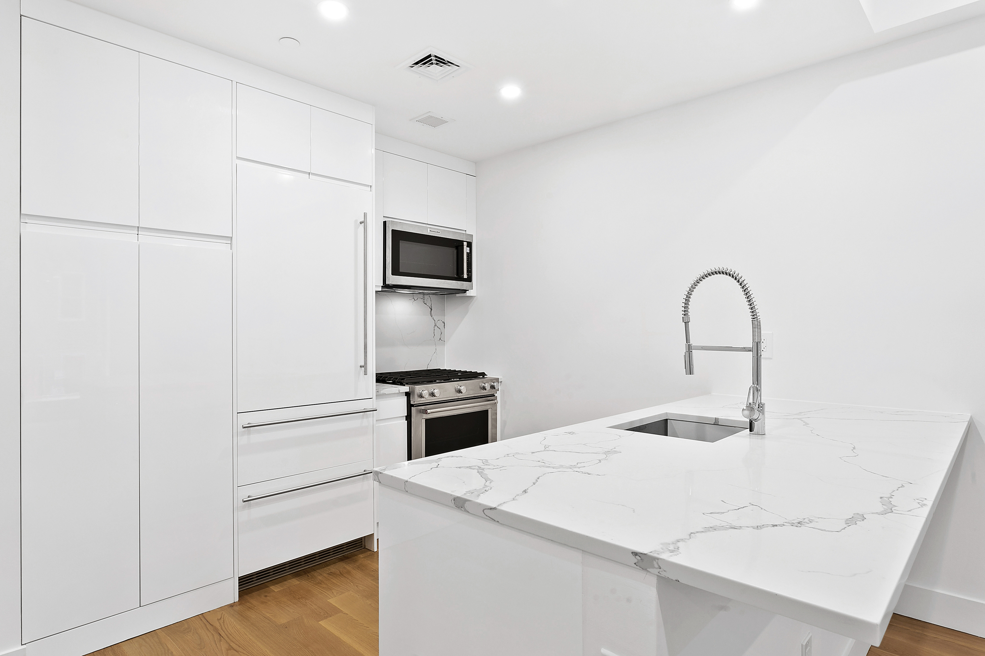 21 Powers Street, Unit 2A Brooklyn, NY 11211 - Photo 2 of 6 Gallery Image 2