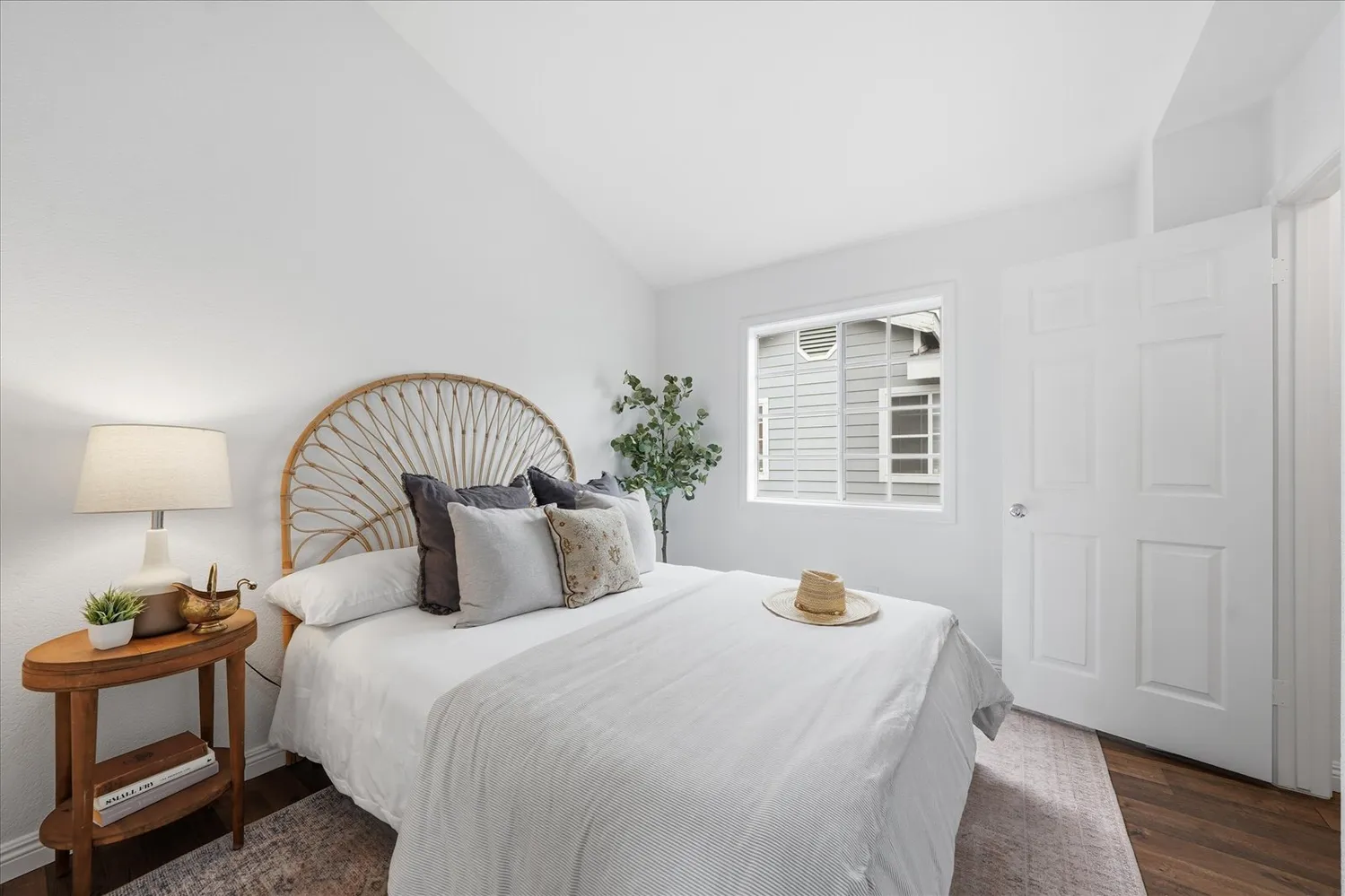 $624,998 | 1534 Marcelina Avenue, Unit D, Torrance, CA 90501