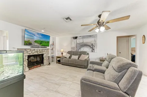 $475,000 | 1520 Sunnyhills Drive, Brandon, FL 33510