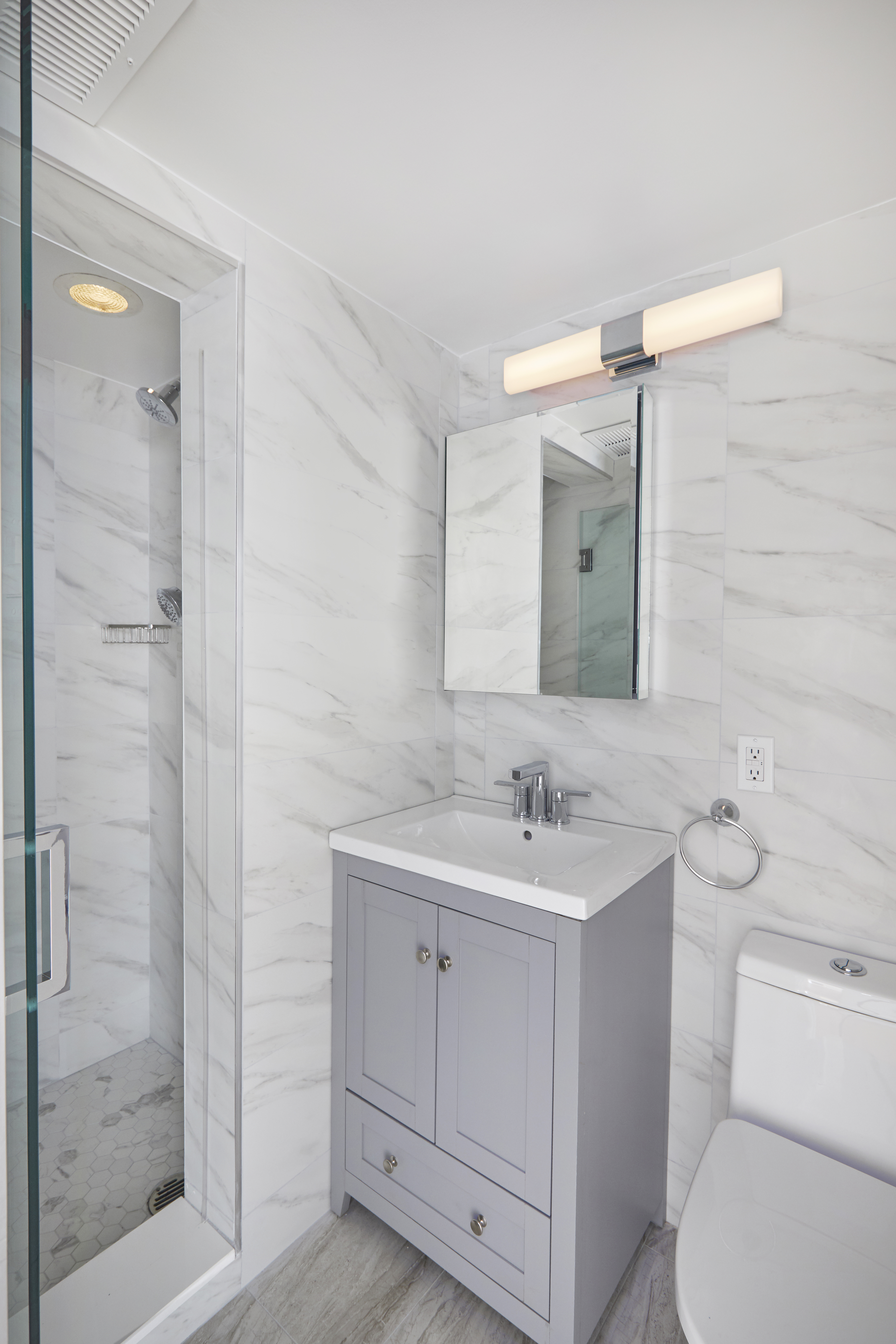 340 East 64th Street, Unit 5B Manhattan, NY 10065 - Photo 12 of 20 Gallery Image 12