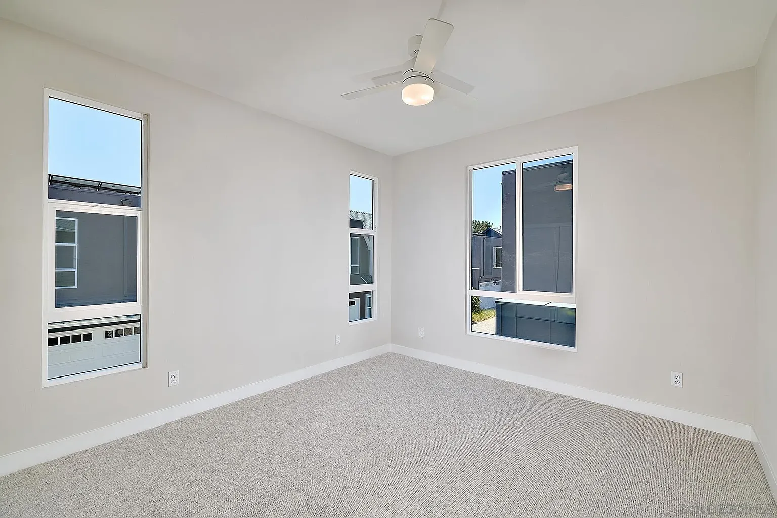 567 North Vulcan Avenue Encinitas, CA 92024 - Photo 30 of 49