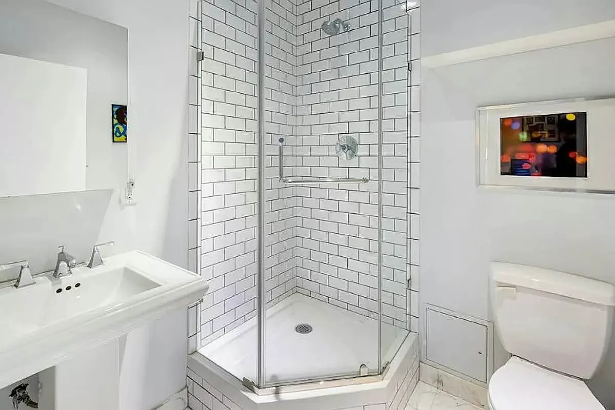 534 West 43rd Street, Unit 1CC Manhattan, NY 10036 - Photo 13 of 14