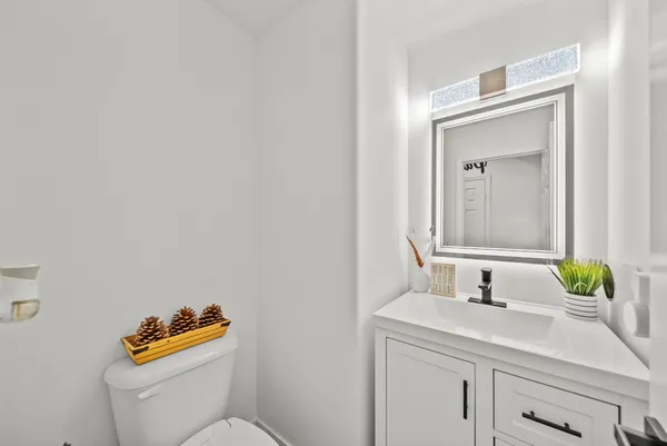 $769,000 | 28341 Willow Court, Santa Clarita, CA 91350