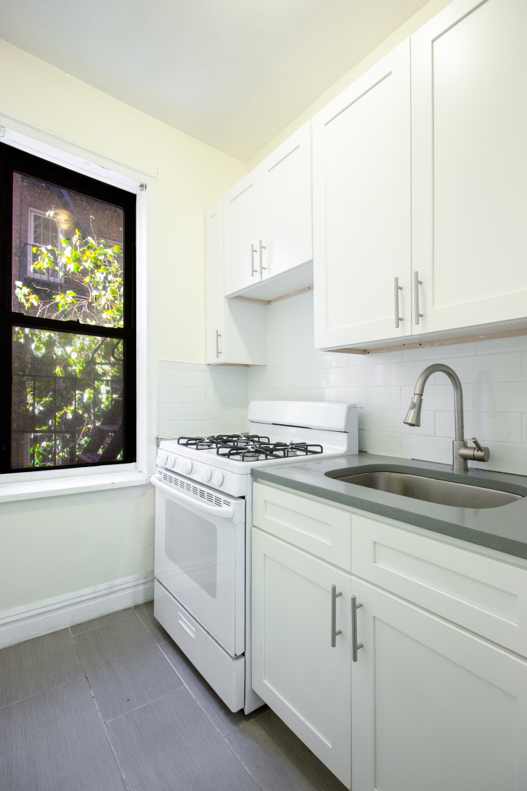 675 Walton Avenue, Unit 2E Bronx, NY 10451 - Photo 4 of 5