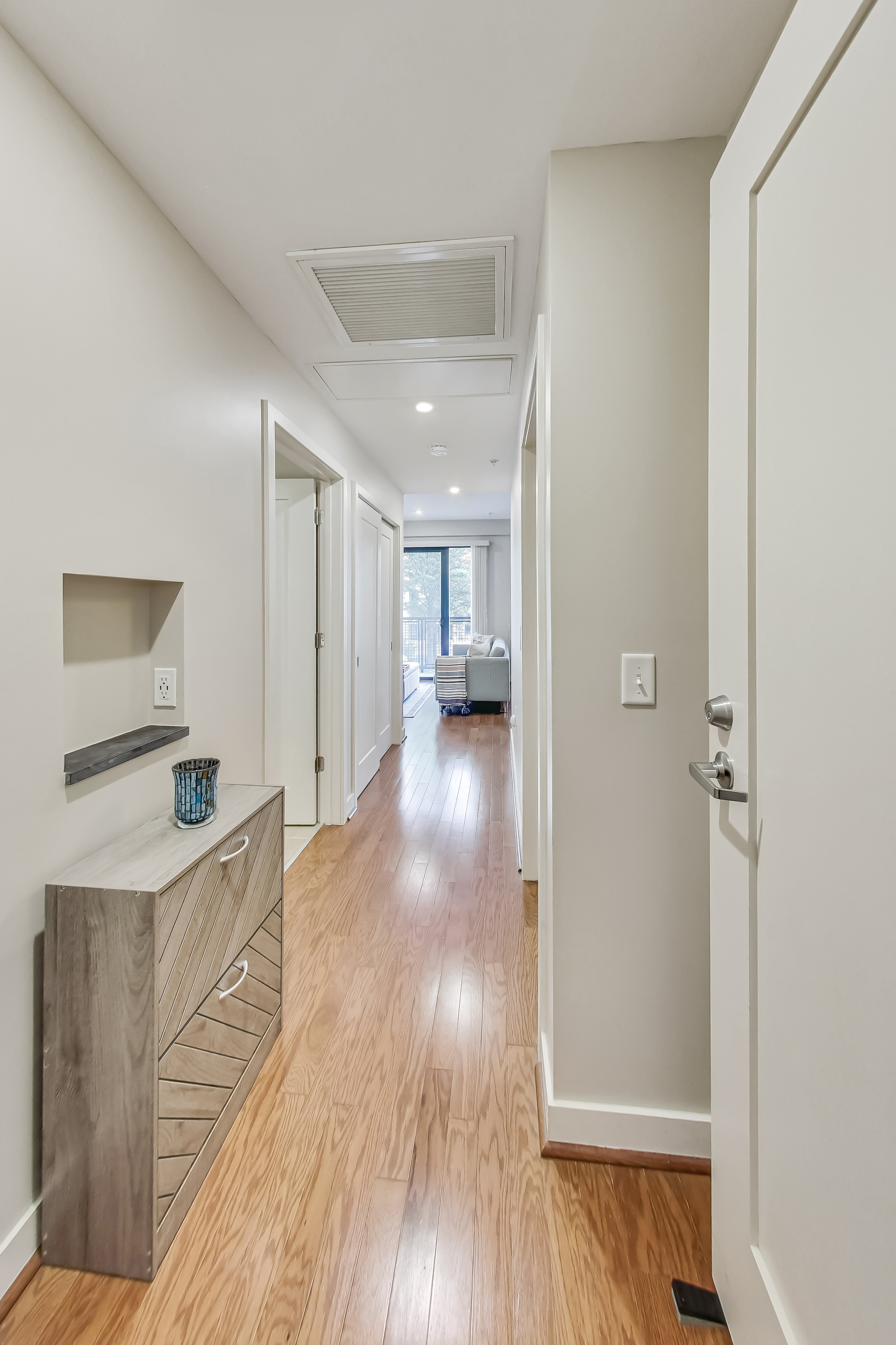 1320 Fenwick Lane, Unit 208 Silver Spring, MD 20910 - Photo 8 of 33