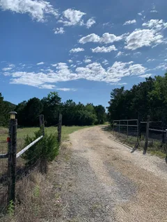 $990,000 | 14156 State Highway 16 South, Pipe Creek, TX 78063