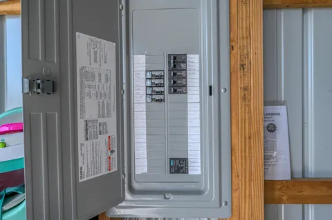 Contact Agent | 6821 County Road 1038, McKinney, TX 75071