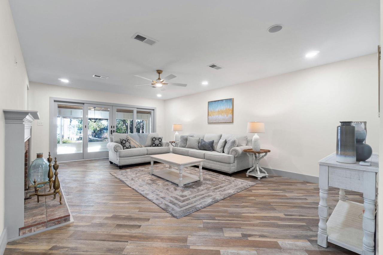 164 Grandview Avenue Valparaiso, FL 32580 - Photo 4 of 75