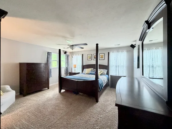 $780,000 | 222 Overlook Drive, McMurray, PA 15317