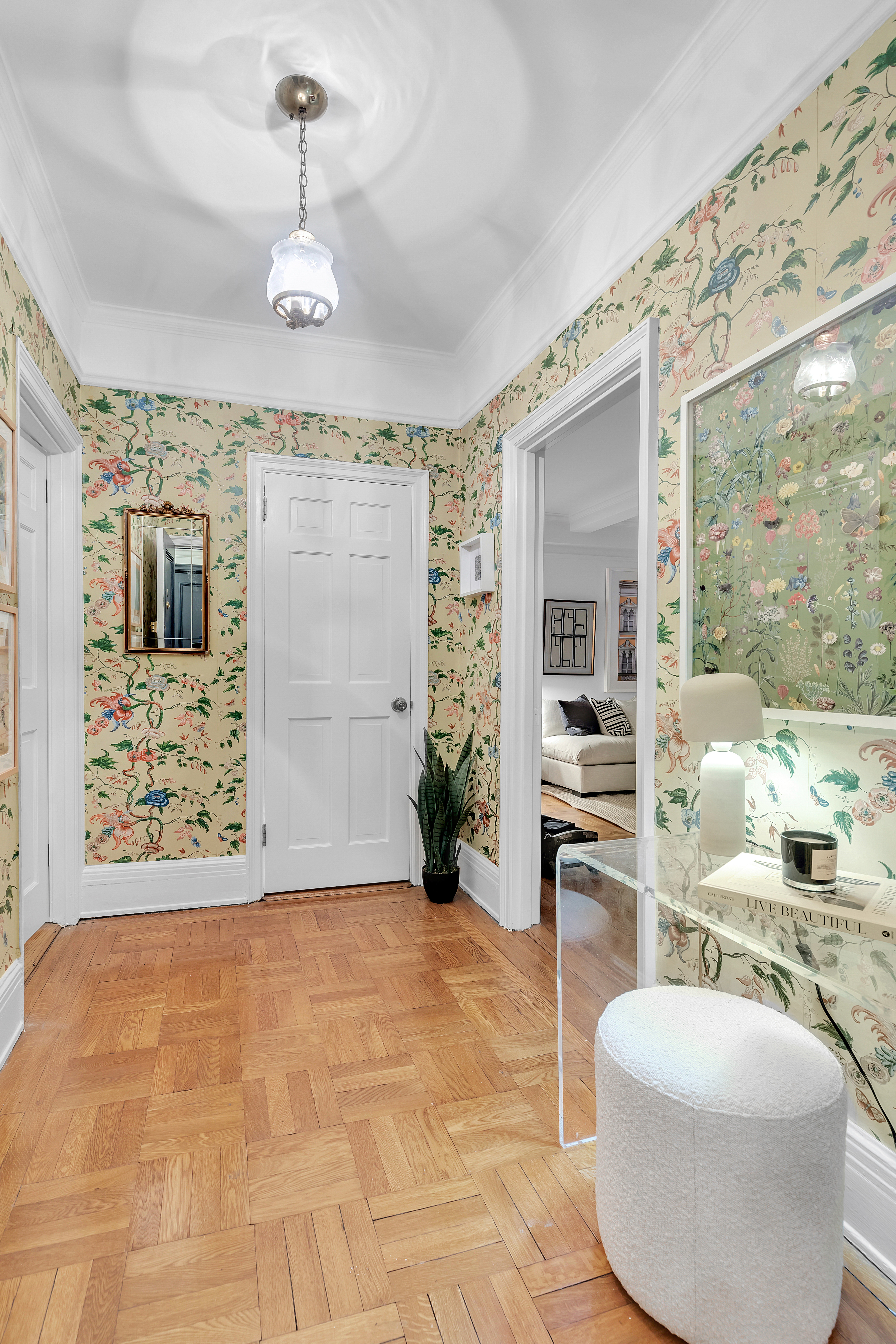 38 East 85th Street, Unit 4E Manhattan, NY 10028 - Photo 4 of 12