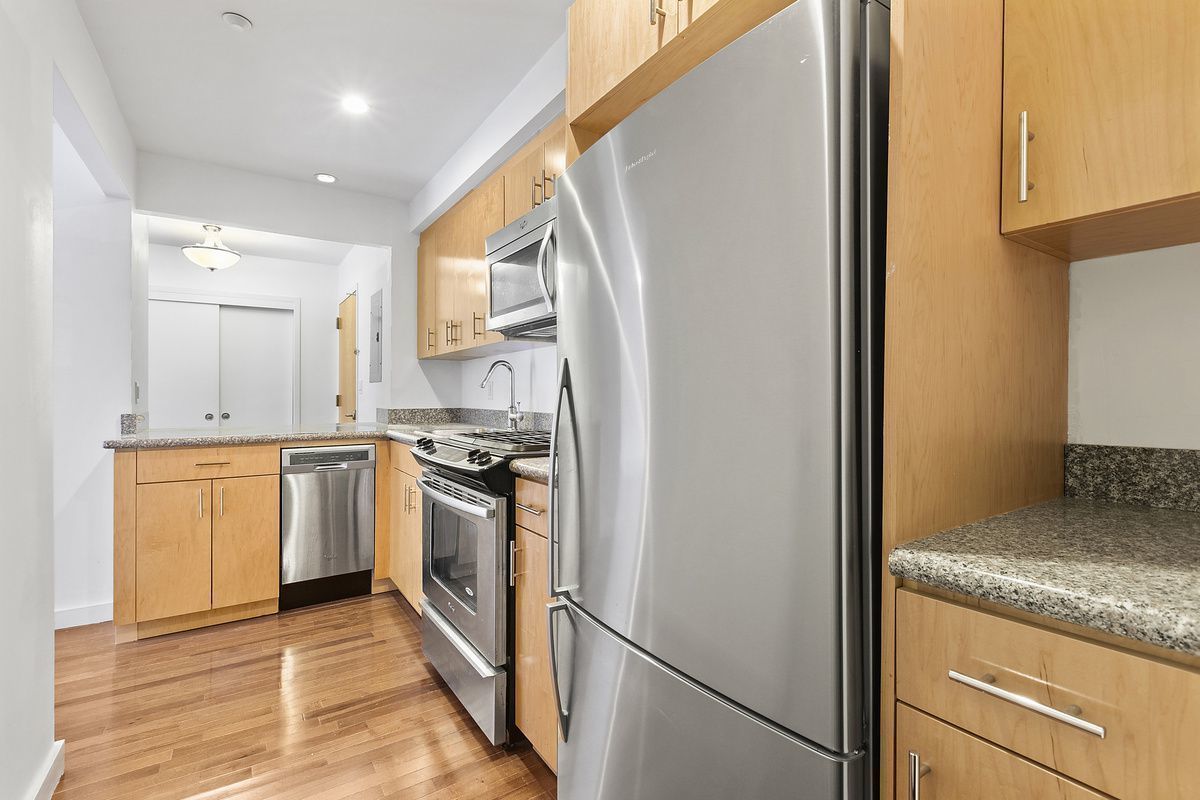 400 15th Street, Unit PHA Brooklyn, NY 11215 - Photo 5 of 8