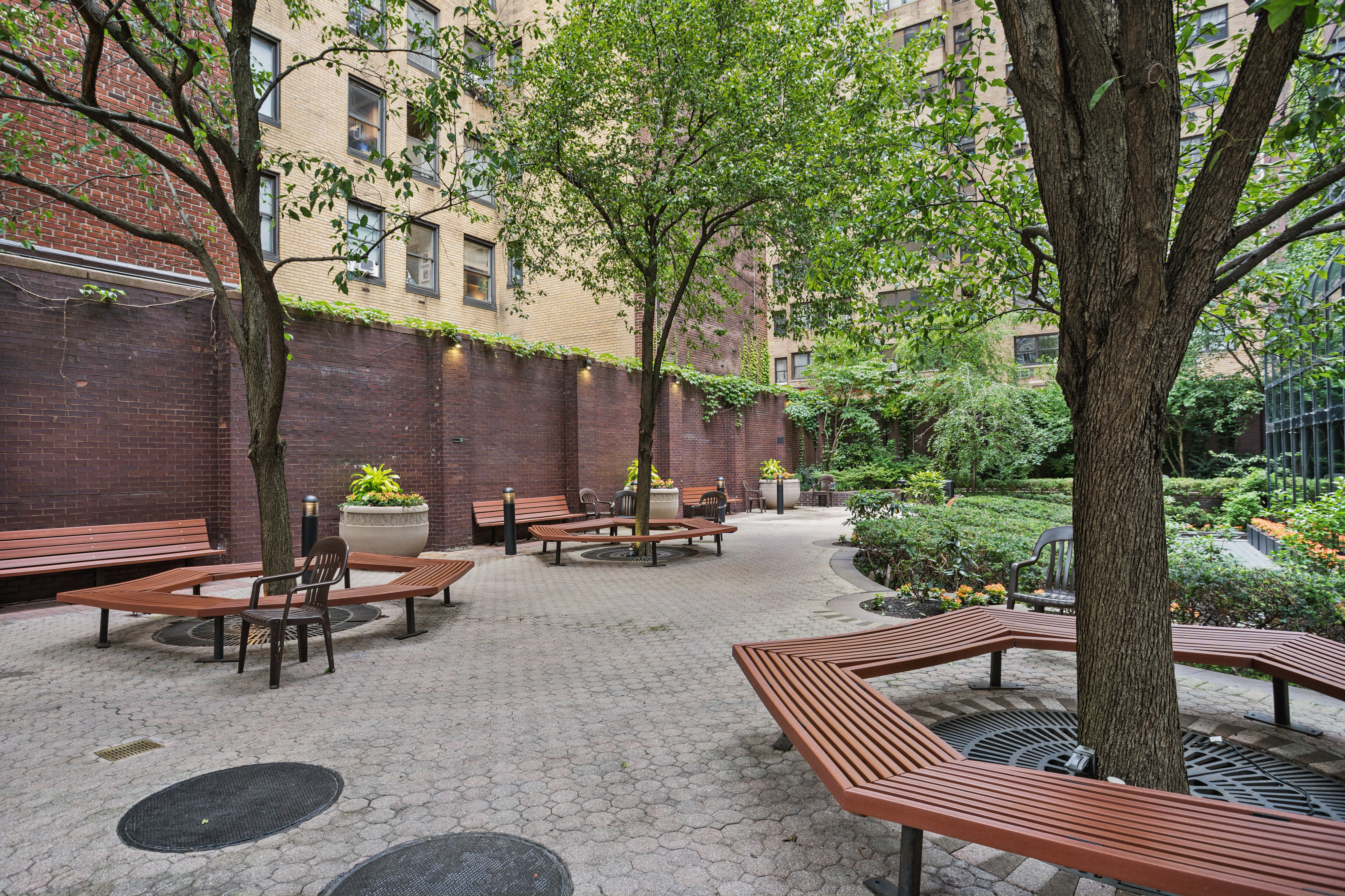 415 East 54th Street, Unit 3C Manhattan, NY 10022 - Photo 8 of 12 Gallery Image 8