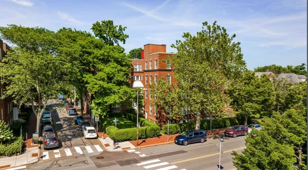 Contact Agent | 393 Broadway, Unit 10, Cambridge, MA 02139