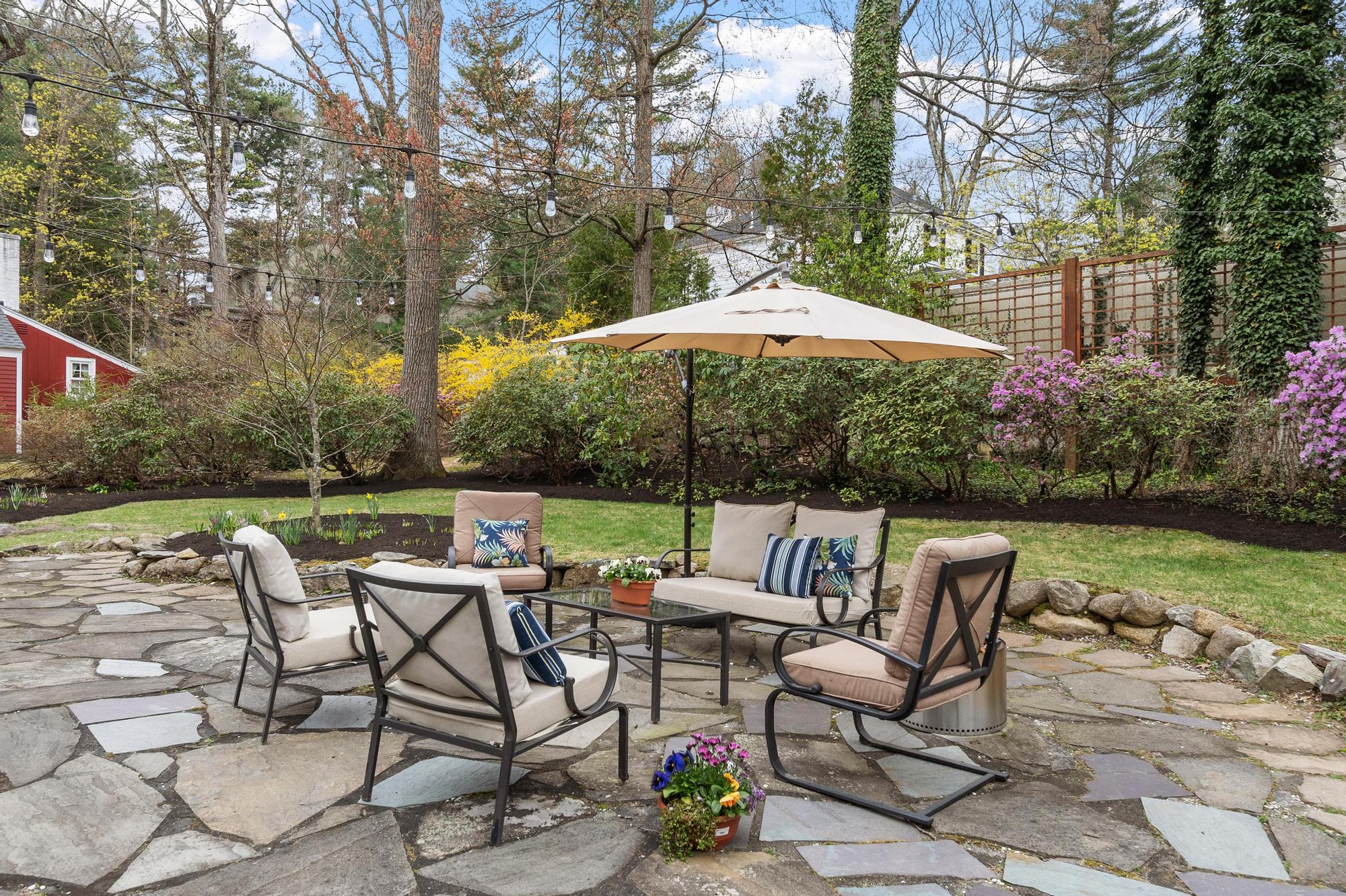 31 Woodland Road Lexington, MA 02420 - Photo 37 of 44