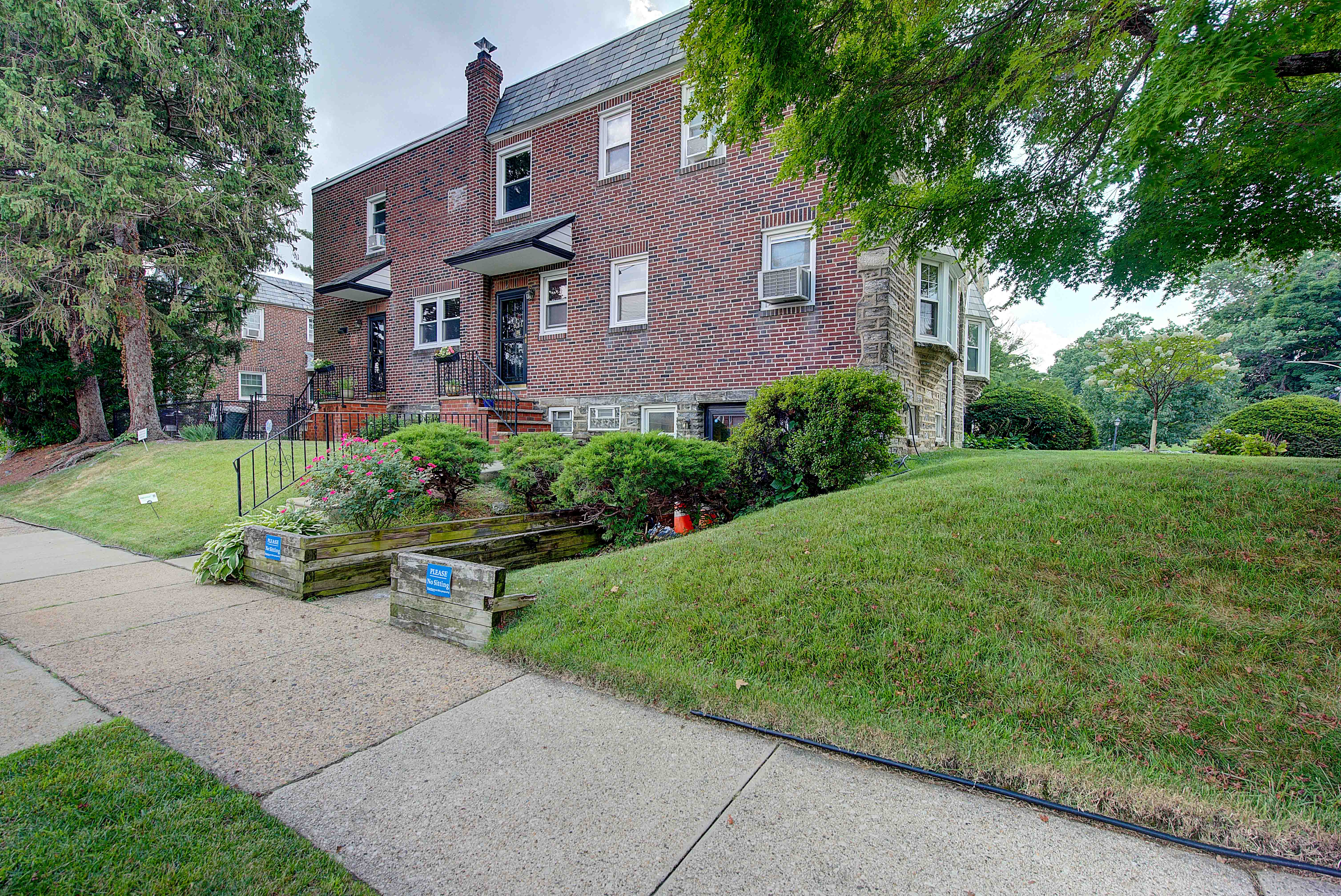 834 Vernon Road Philadelphia, PA 19119 - Photo 3 of 43 Gallery Image 3