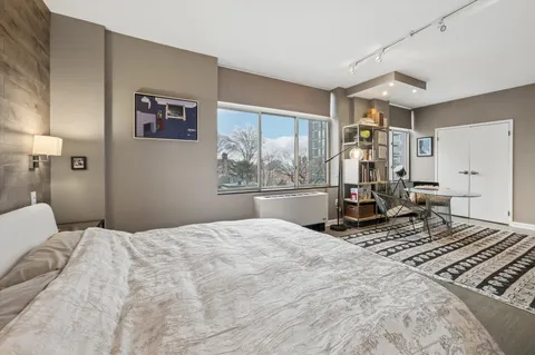 $1,100,000 | 3625 Oxford Avenue, Unit 7C | Central Riverdale