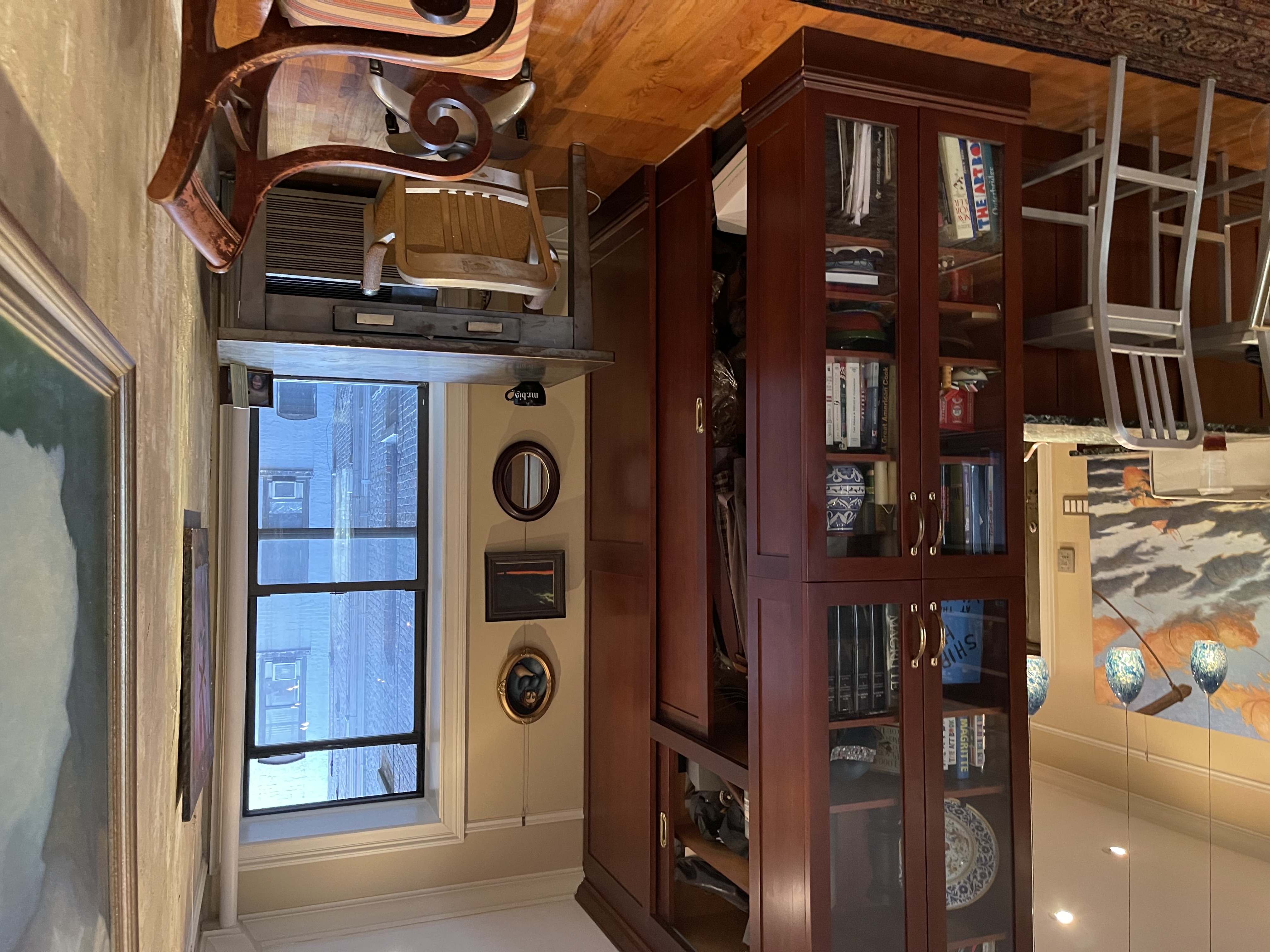 96 Perry Street, Unit B3 Manhattan, NY 10014 - Photo 5 of 16 a room with musical instruments