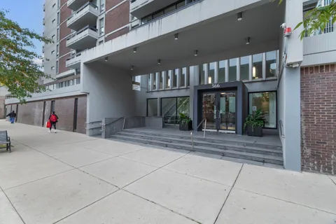 $550,000 | 566 Commonwealth Avenue, Unit 1100, Boston, MA 02215