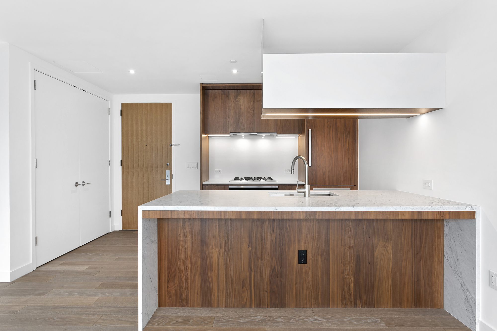 21-30 44th Drive, Unit 2D Queens, NY 11101 - Photo 1 of 15