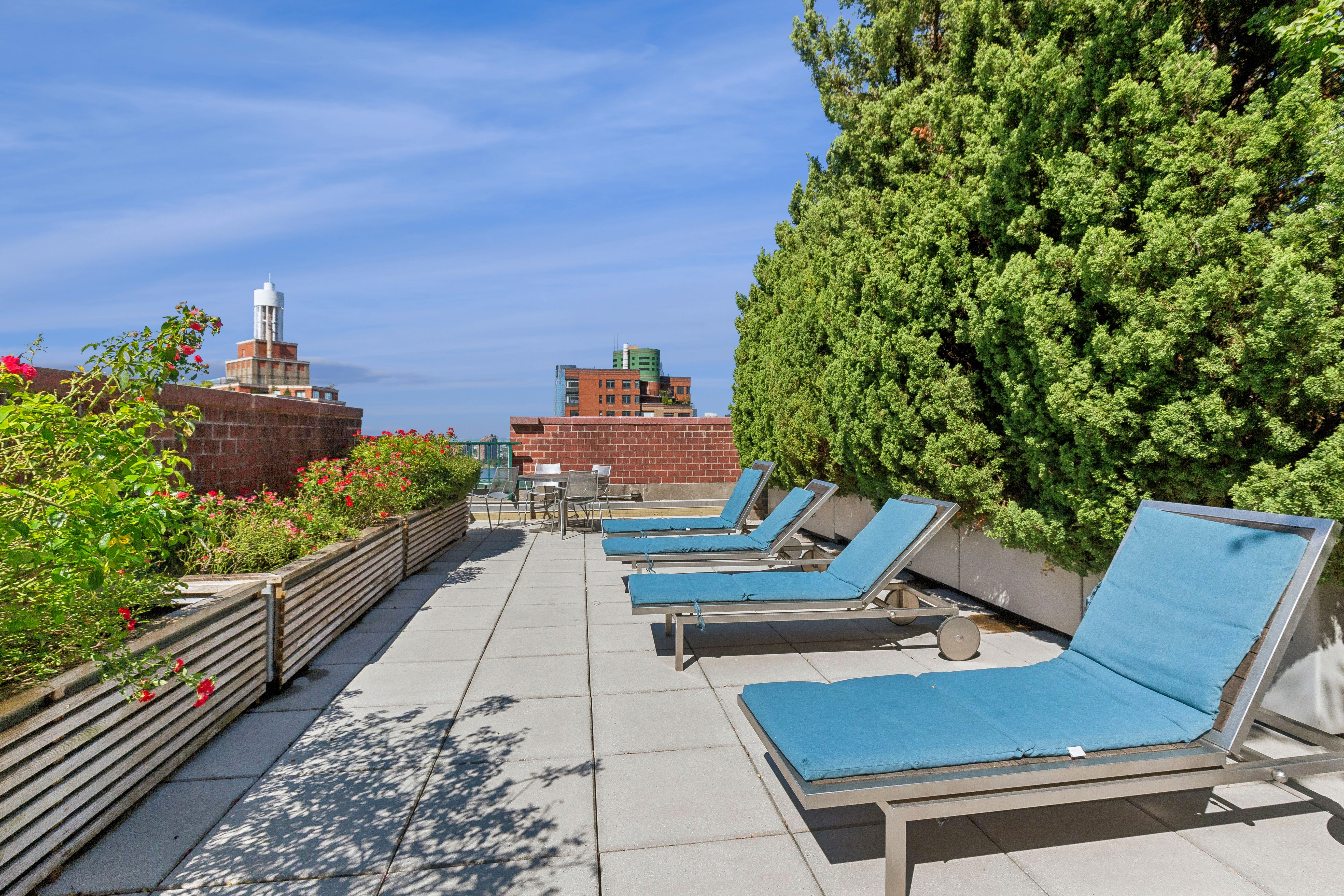 225 Rector Place, Unit 15G Manhattan, NY 10280 - Photo 7 of 8