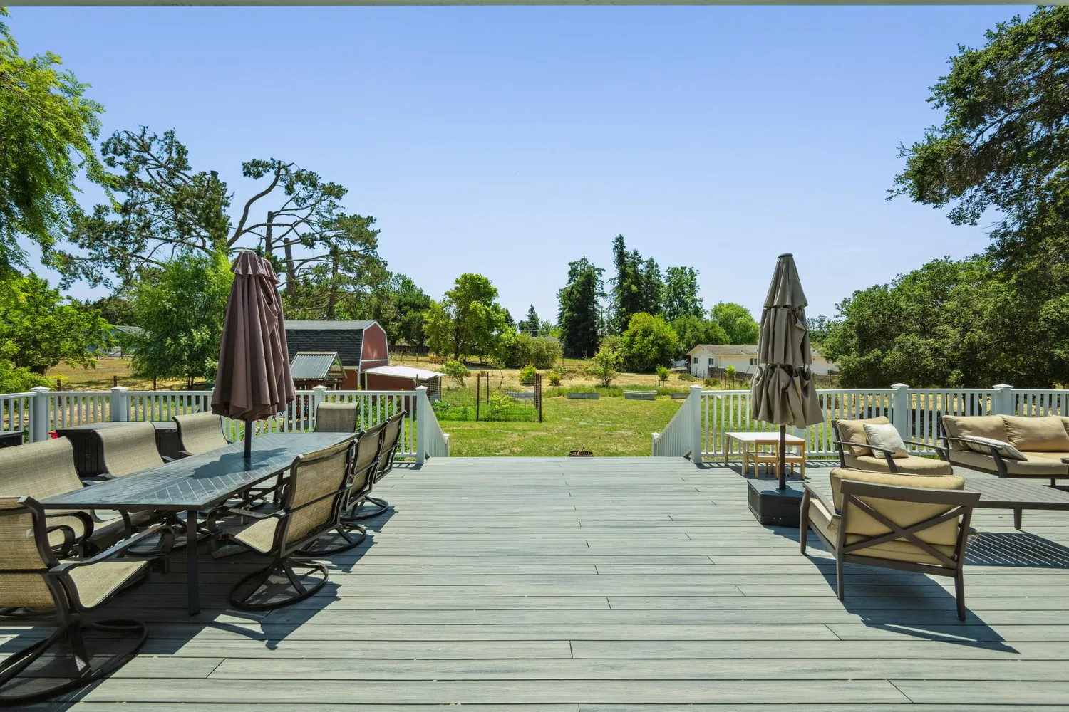 $1,400,000 | 498 Lohrman Lane, Petaluma, CA 94952