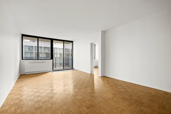 $6,000 | 245 East 93rd Street, Unit 24J | Upper East Side