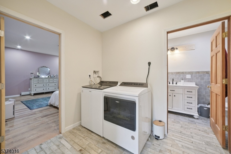 2 Lyonsville Road Boonton, NJ 07005 - Photo 22 of 36