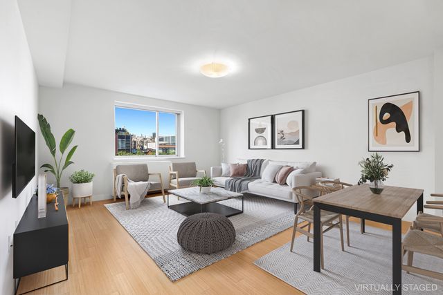 $860,000 | 301 West 115th Street, Unit 6H | Harlem