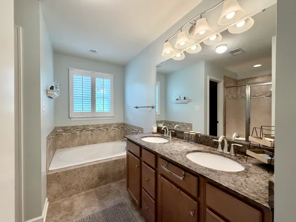 $780,000 | 222 Overlook Drive, McMurray, PA 15317