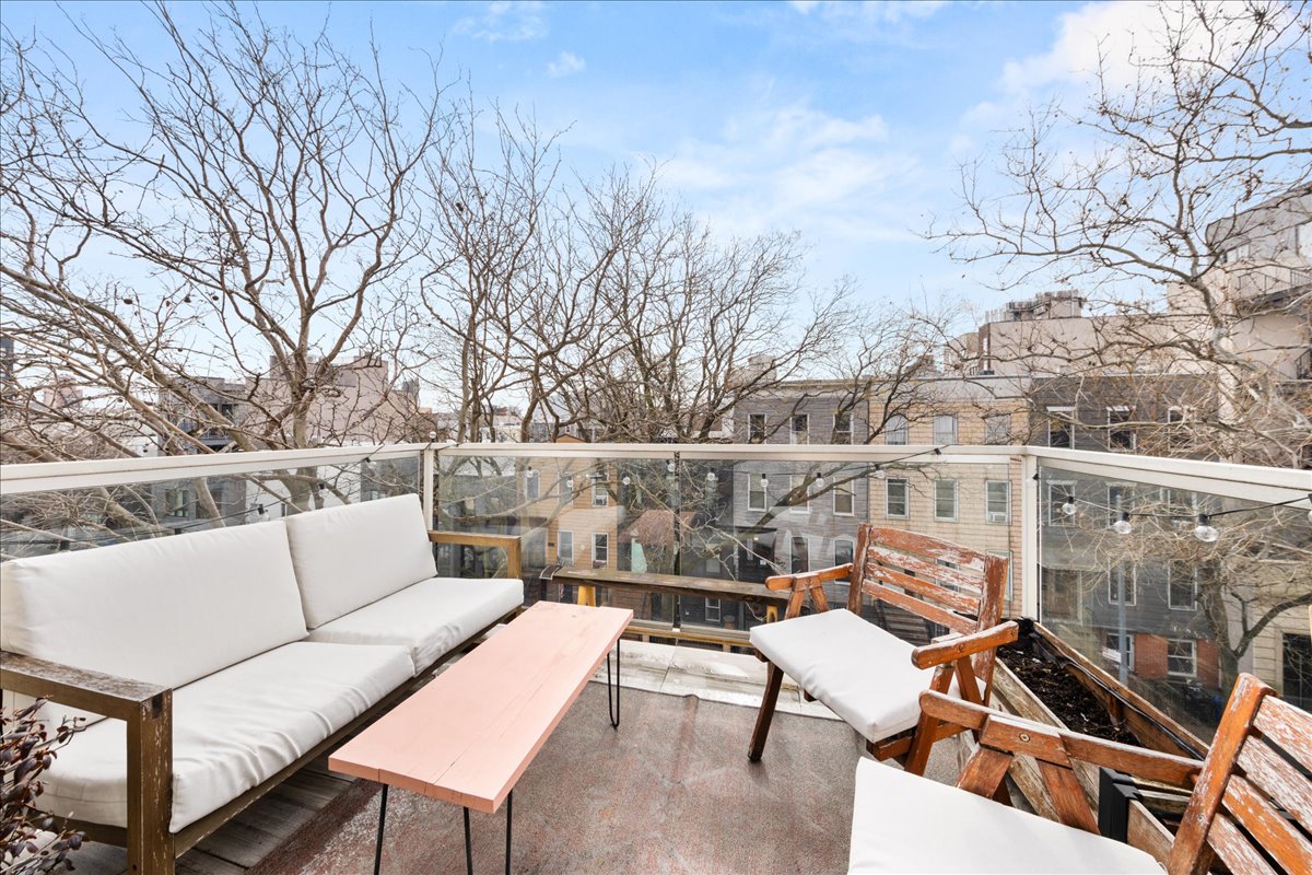 171 Devoe Street, Unit 4F Brooklyn, NY 11211 - Photo 11 of 12