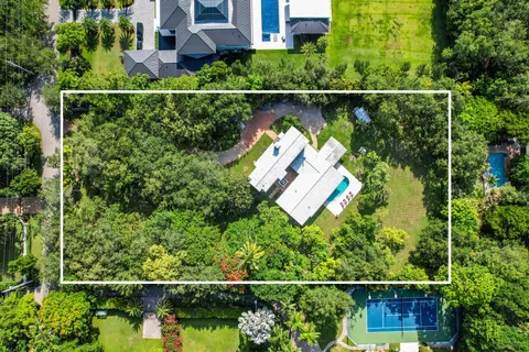 $8,000,000 | 6495 Southwest 102nd Street, Pinecrest, FL 33156