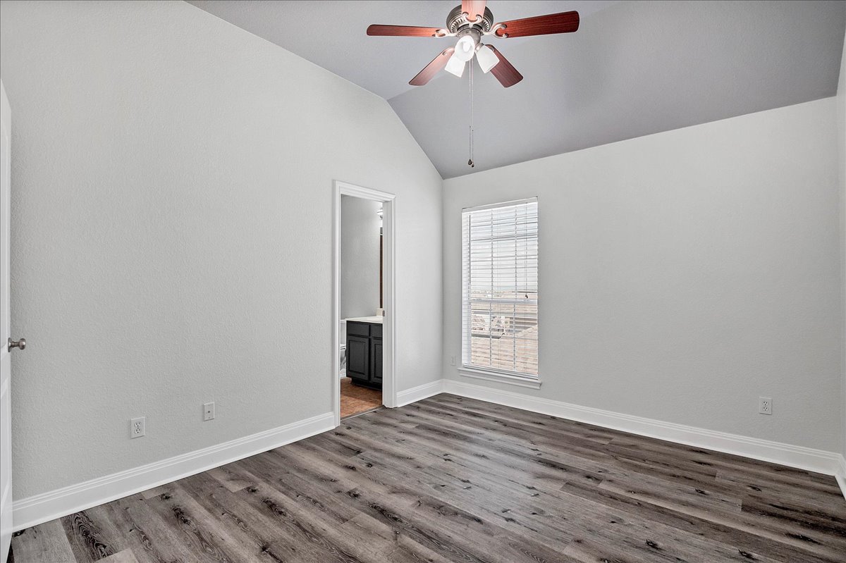 114 Aria Ridge, Unit 802 Lakeway, TX 78738 - Photo 18 of 30