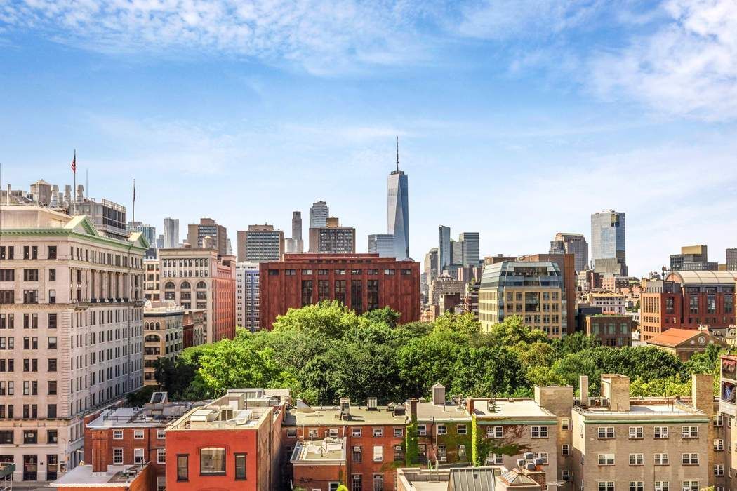 20 East 9th Street, Unit 11M Manhattan, NY 10003 - Photo 9 of 28 a view of a city with tall buildings