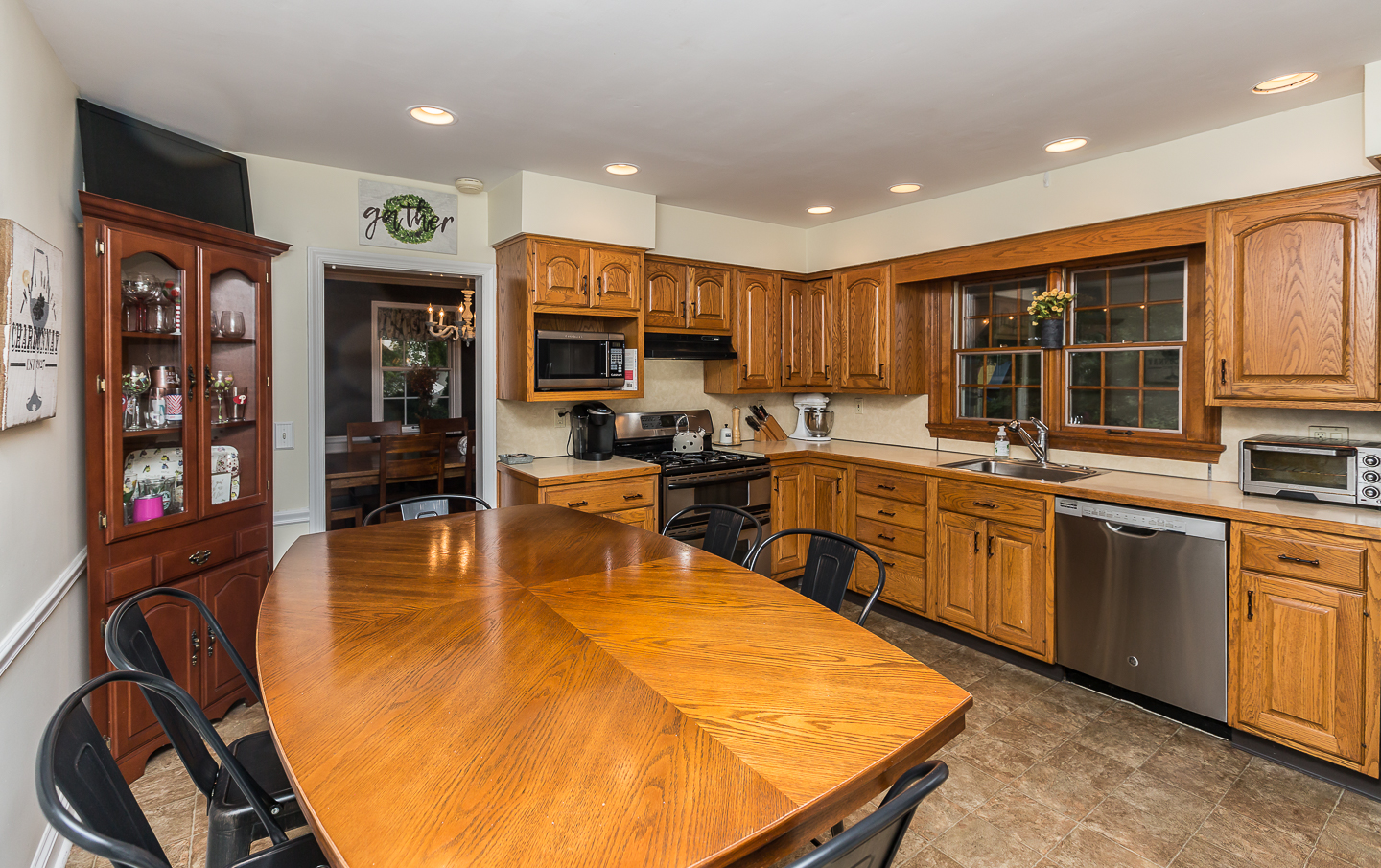 33 West Golf View Road Havertown, PA 19083 - Photo 11 of 21