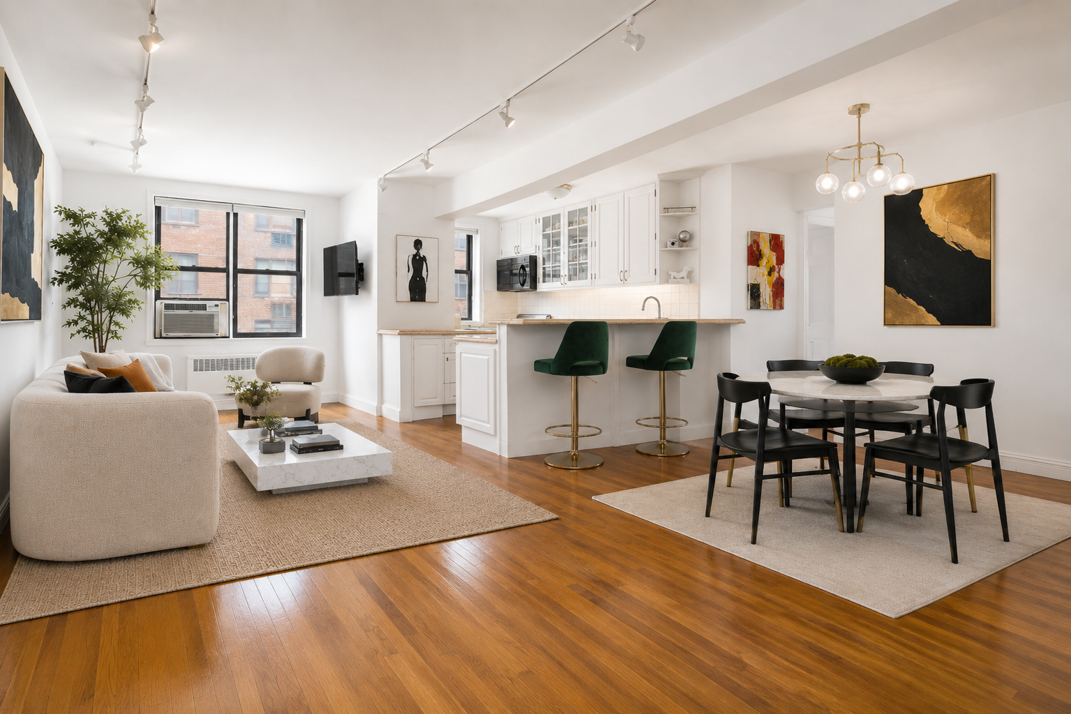 60 East 9th Street, Unit 428 Manhattan, NY 10003 - Photo 2 of 7
