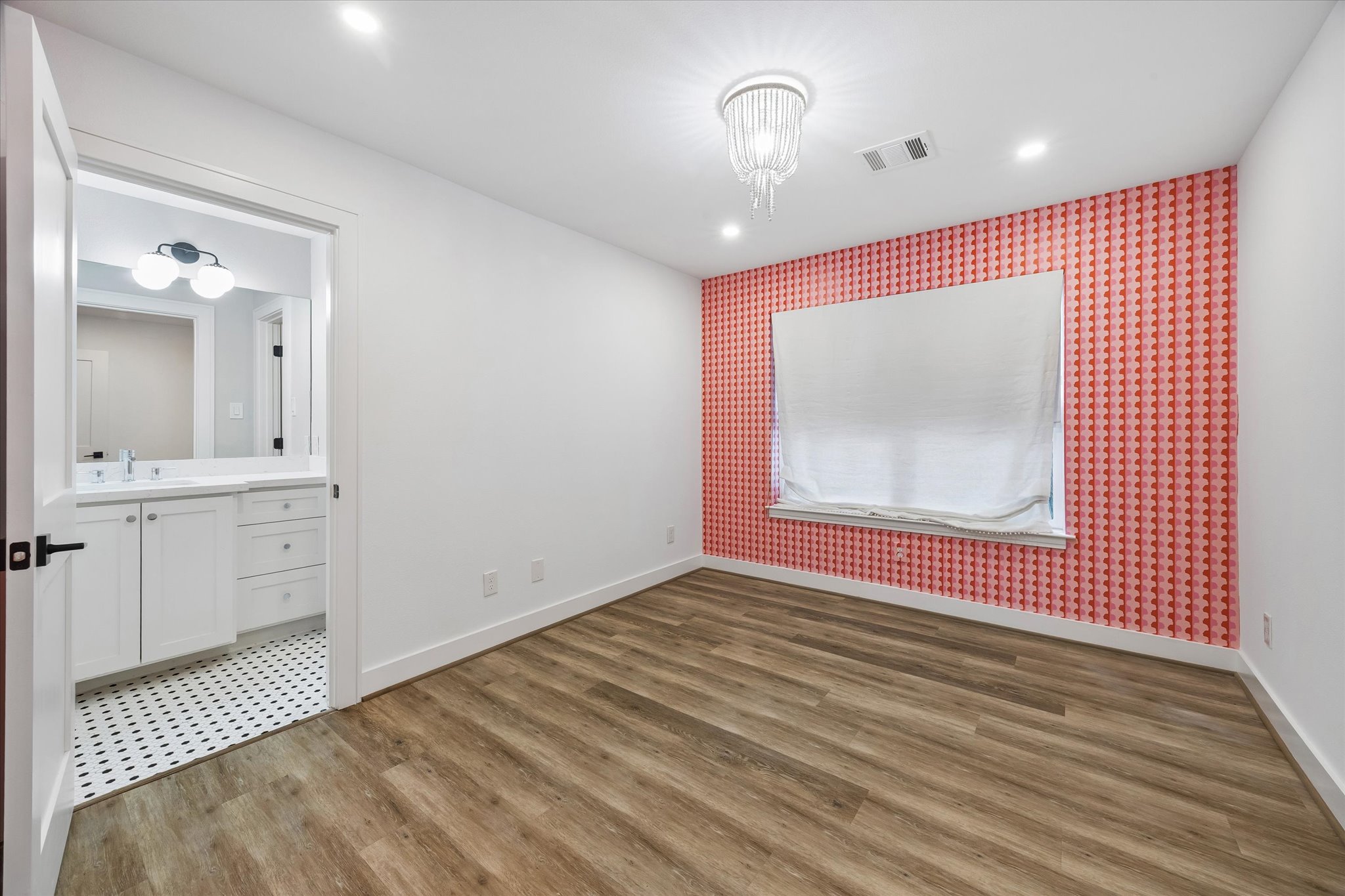 1139 Richelieu Lane Houston, TX 77018 - Photo 24 of 38 Gallery Image 24