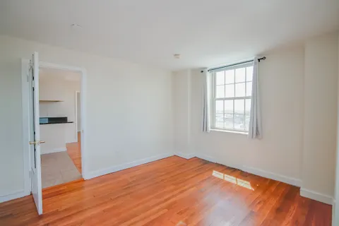 $249,000 | 2135 Walnut Street, Unit 1003, Philadelphia, PA 19103