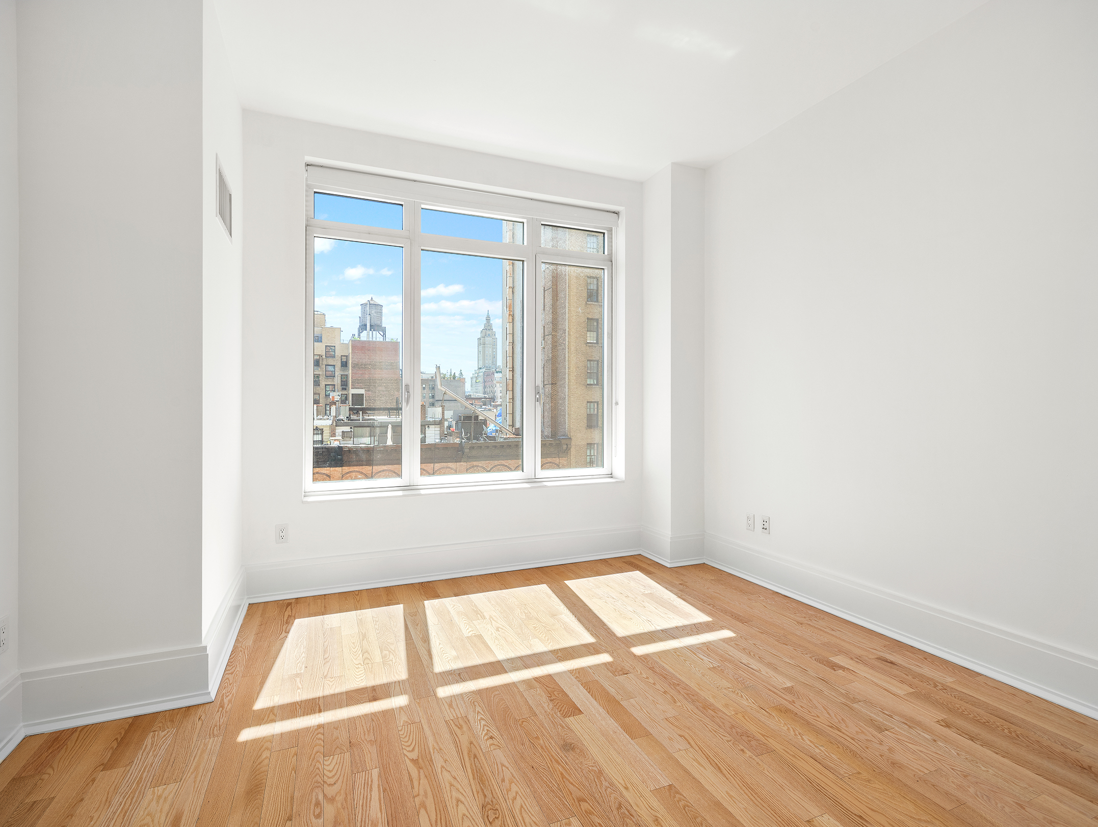 205 West 76th Street, Unit 7E Manhattan, NY 10023 - Photo 7 of 13