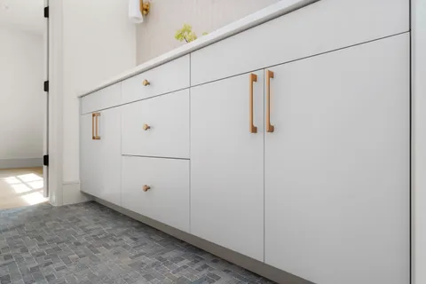 $5,890,000 | 3411 Bridle Path, Austin, TX 78703