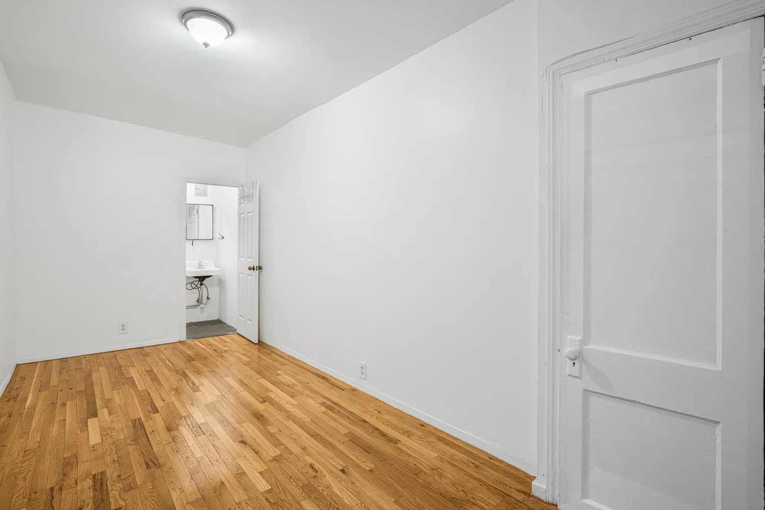 $4,000 | 241 Mulberry Street, Unit 9 | NoLita