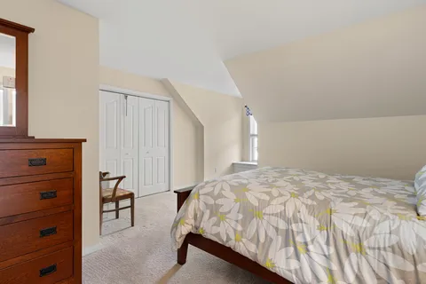 $565,000 | 115 LYNTHWAITE Farm Lane, Wilmington, DE 19803