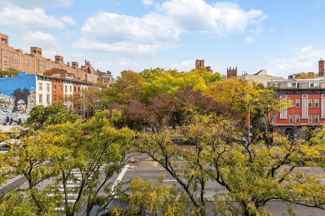 $5,400,000 | 500 West 22nd Street, Unit 3B | Chelsea