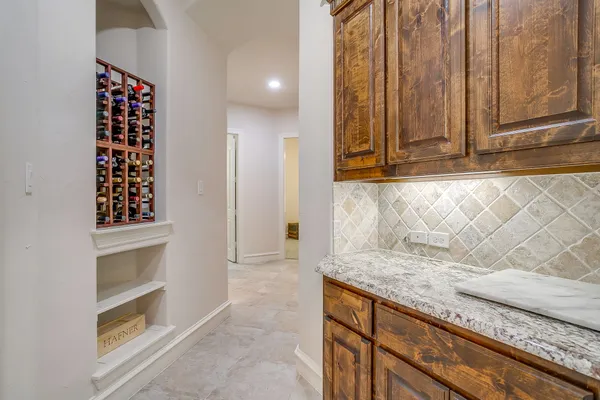 $1,325,000 | 6609 Fairway Drive, Westworth Village, TX 76114