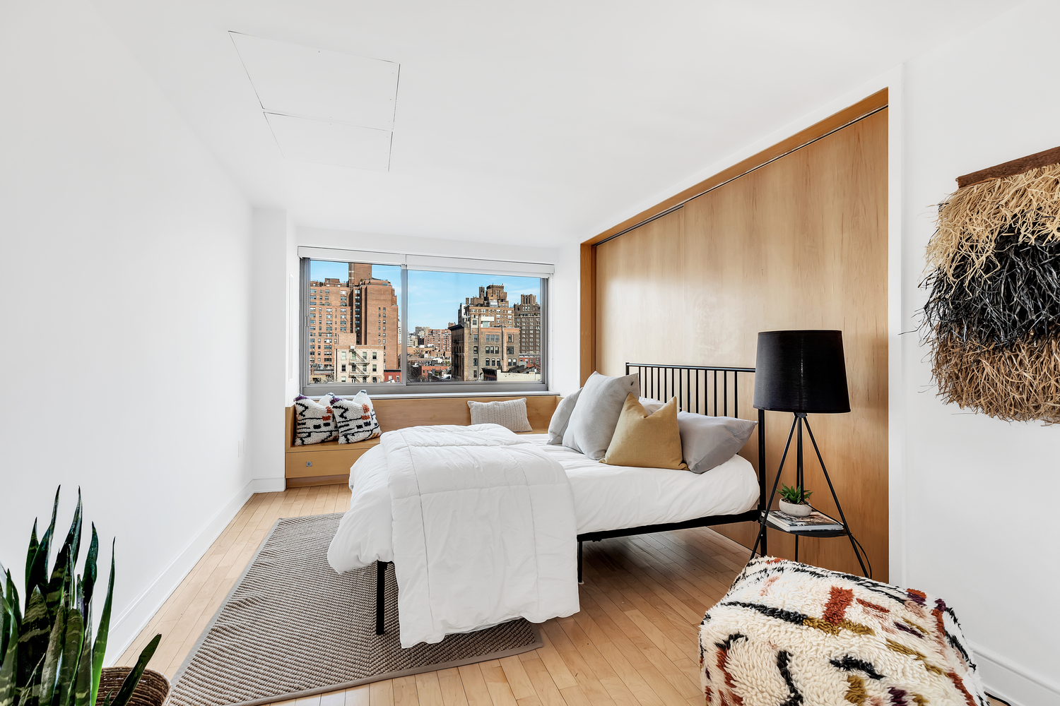 99 Jane Street, Unit 8C Manhattan, NY 10014 - Photo 9 of 12