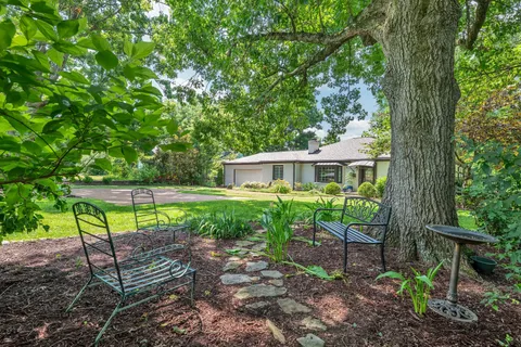 $1,500,000 | 2039 Castleman Drive, Nashville, TN 37215